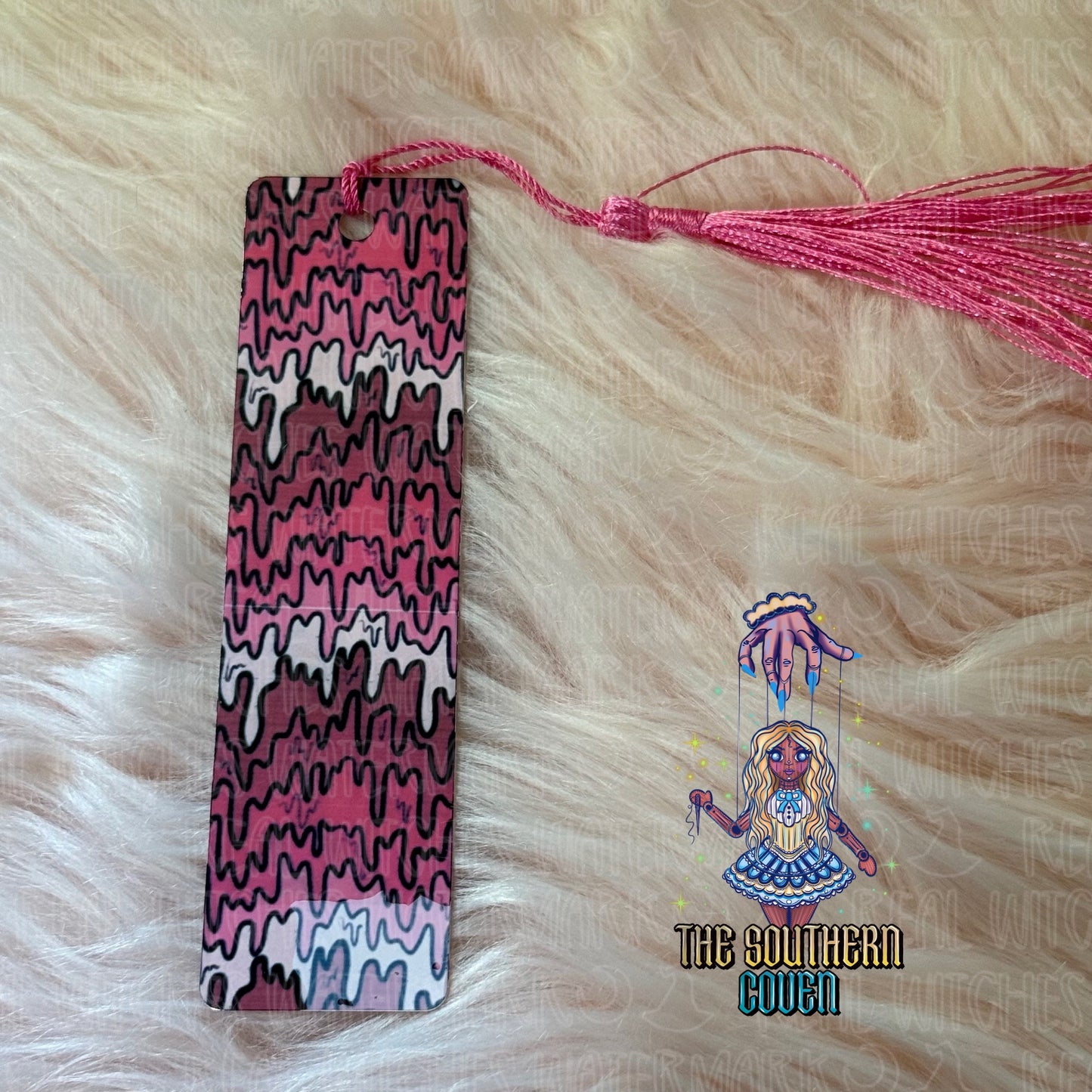 Bookmark - Pinks Drip