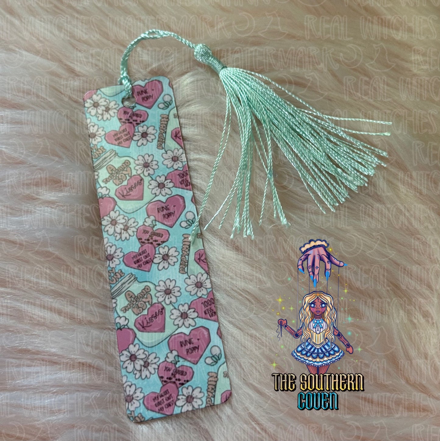 Bookmark - Boy Kisses
